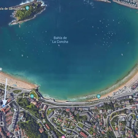 Luxury Ondarreta Beach + 2 Parking Places + Wifi Apartment